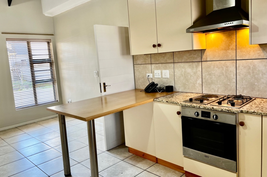 2 Bedroom Property for Sale in Blue Mountain Village Western Cape